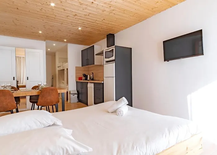 Cabine, Au Pied Des Pistes, 4 Personnes * Les Deux Alpes